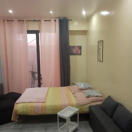 Regina شقة *